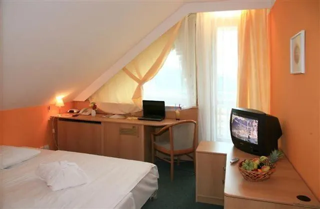 Hotel Nastup 4*